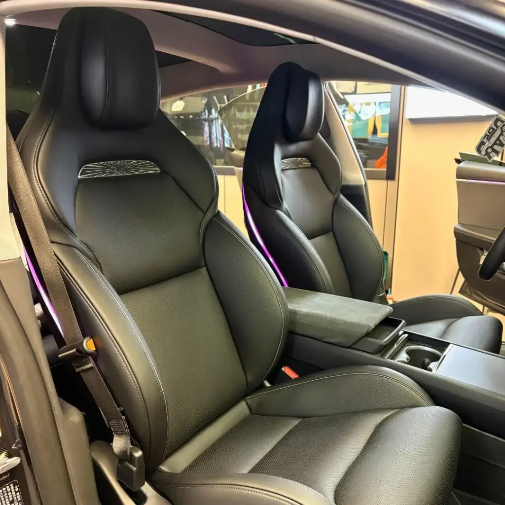 m3_my_ludrcrious_seat_05.webp